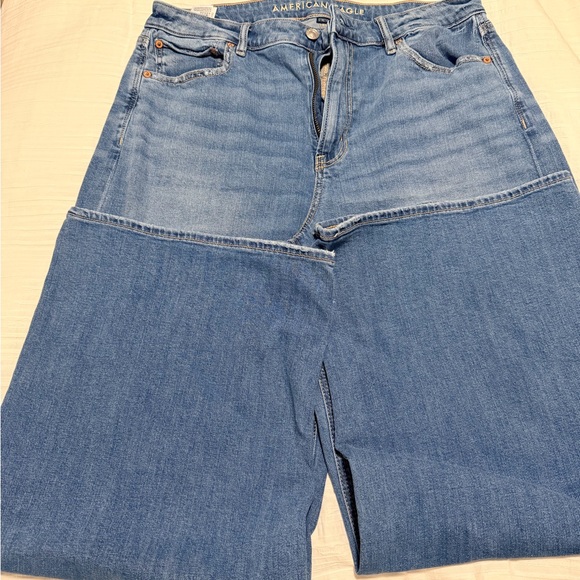 American Eagle Outfitters Blue Flare Jeans - Picture 4 of 5